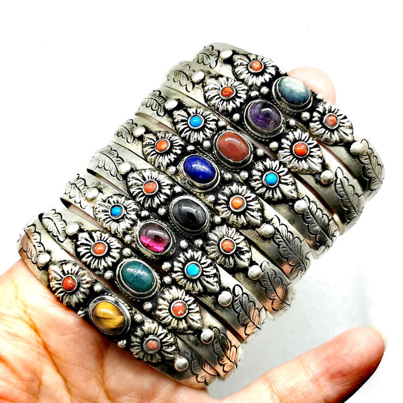 BB-398 Nepal Vintage Open Cuff - Ethnic Fashion Com reseña y precio
