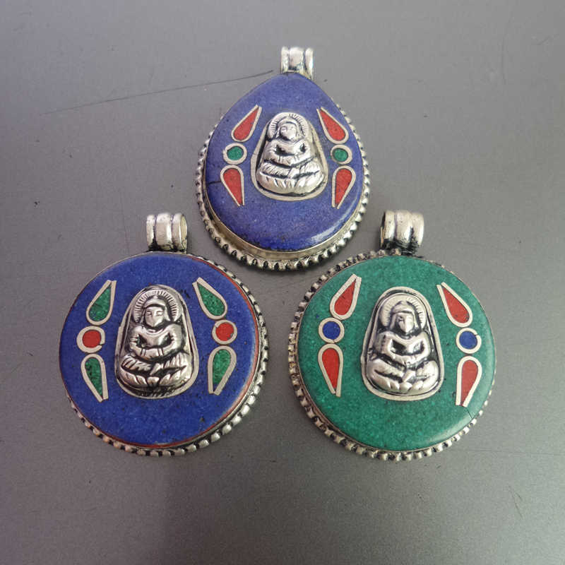 Tibetan Buddha Amulet Pendants - Ethnic Fashion Com reseña y precio