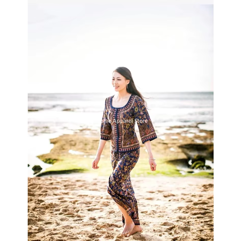 Southeast Asia Flight Attendan - Batik Sarong Wrap reseña y precio